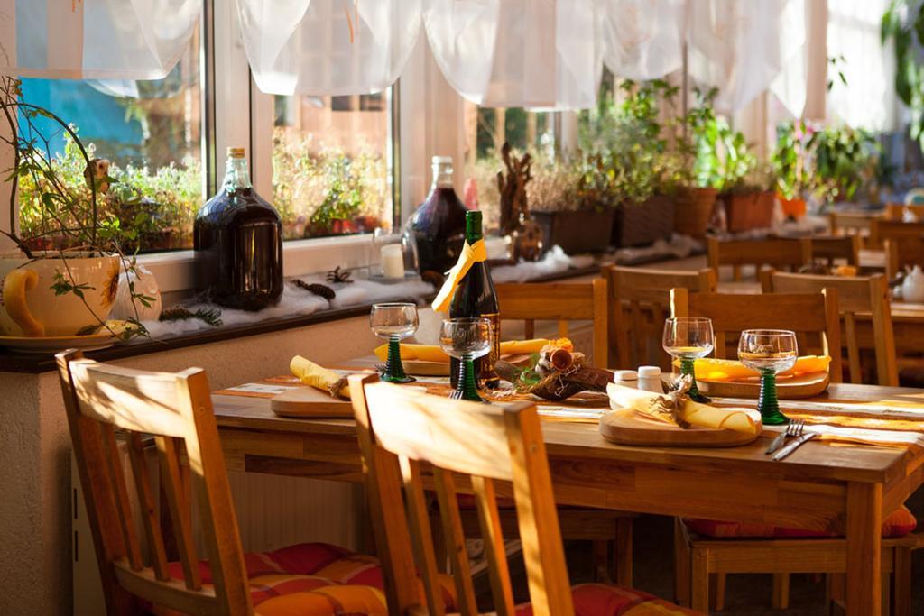 Kraeuterbaude Hotel Saupsdorf Bagian luar foto